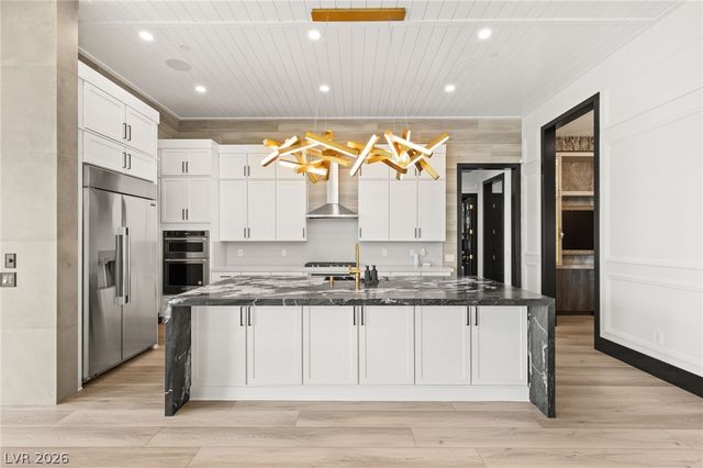11041 Concord Valley Drive, Las Vegas, NV 89135