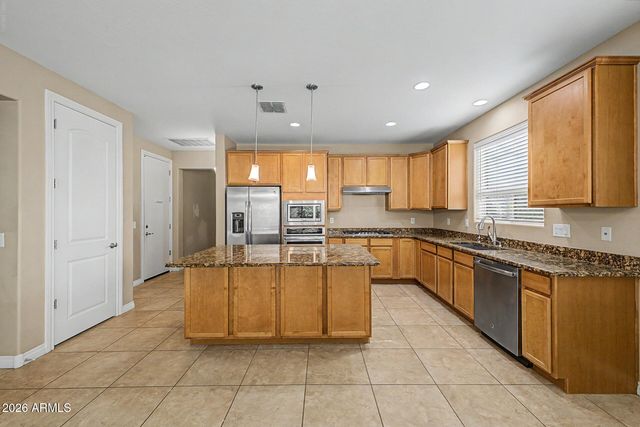 172 E CRESCENT Place, Chandler, AZ 85249