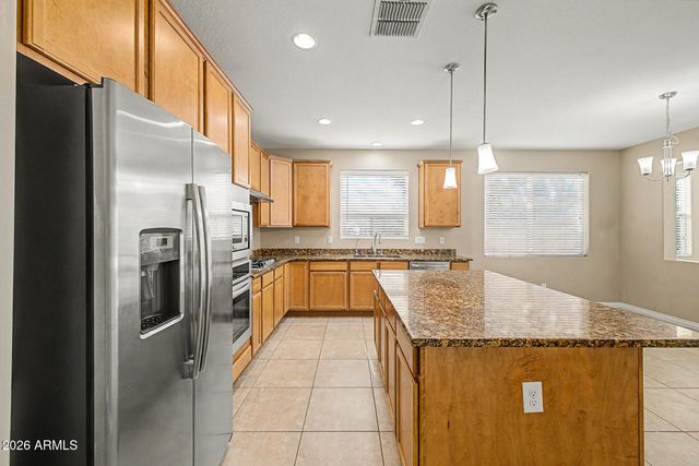 172 E CRESCENT Place, Chandler, AZ 85249