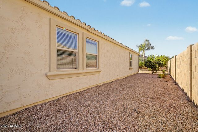172 E CRESCENT Place, Chandler, AZ 85249
