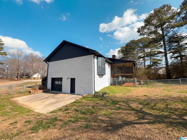 800 THOMAS DRIVE, Mount Olive, AL 35117