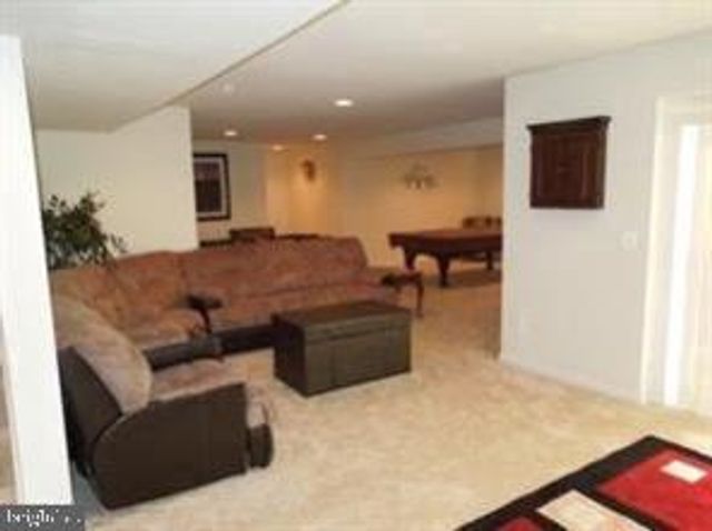 9804 AUTUMN PATH CT, Fredericksburg, VA 22407