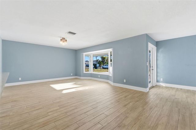 11145 4TH STREET E, Treasure Island, FL 33706