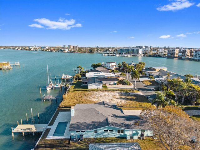11145 4TH STREET E, Treasure Island, FL 33706