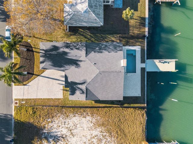 11145 4TH STREET E, Treasure Island, FL 33706