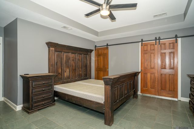 3736 Sessions Dr, Baton Rouge, LA 70816