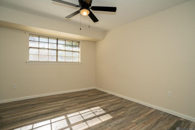 3736 Sessions Dr, Baton Rouge, LA 70816