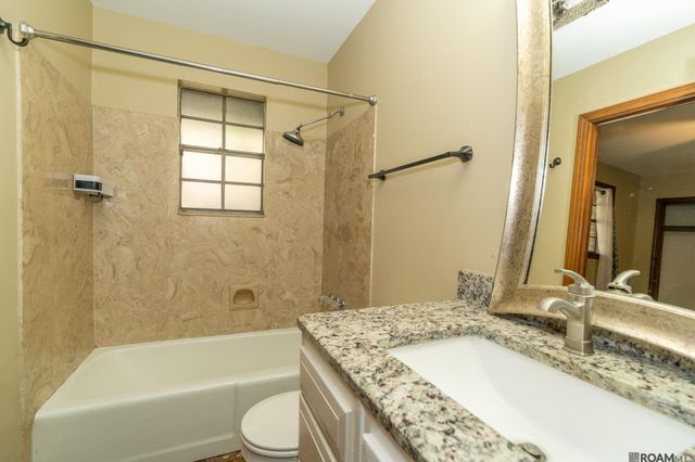 3736 Sessions Dr, Baton Rouge, LA 70816