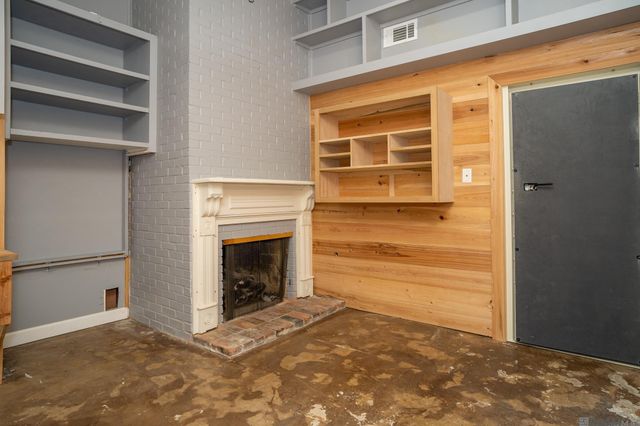 3736 Sessions Dr, Baton Rouge, LA 70816