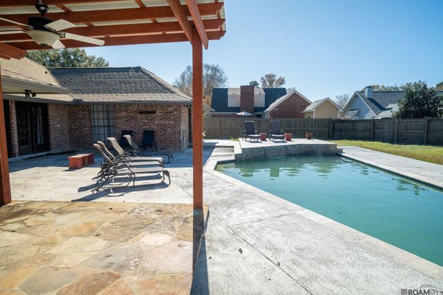 3736 Sessions Dr, Baton Rouge, LA 70816