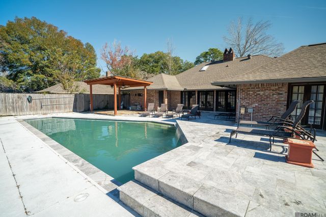 3736 Sessions Dr, Baton Rouge, LA 70816