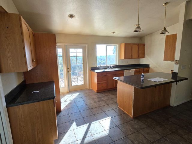 6540 Serendipity Ln, Placerville, CA 95667