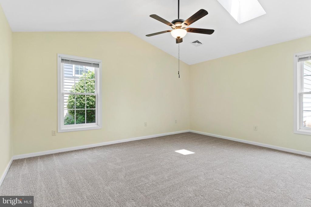 1065 CAMBRIDGE DR, Manheim, PA 17545