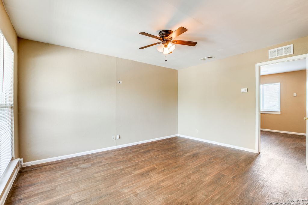 216 Lucas St Apt 2, San Antonio, TX 78209