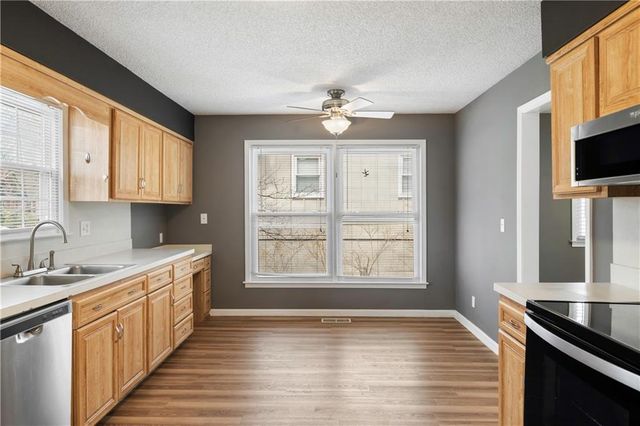 6435 Greenwood Street, Shawnee, KS 66216