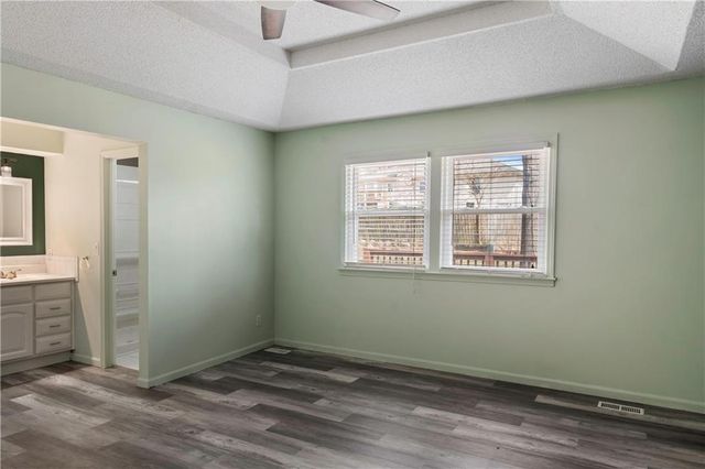 6435 Greenwood Street, Shawnee, KS 66216