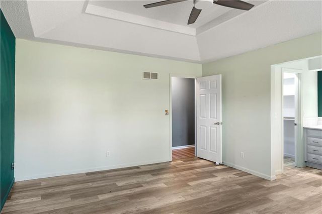 6435 Greenwood Street, Shawnee, KS 66216