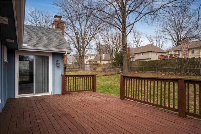 6435 Greenwood Street, Shawnee, KS 66216