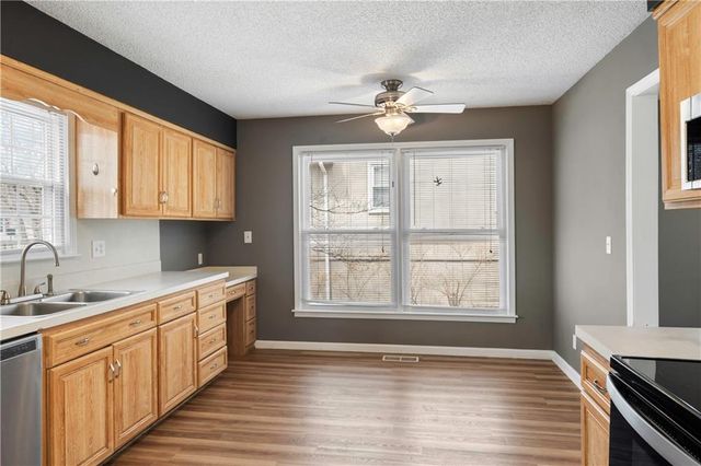 6435 Greenwood Street, Shawnee, KS 66216