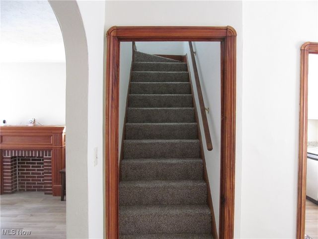 2346 W Oberlin Avenue, Lorain, OH 44052