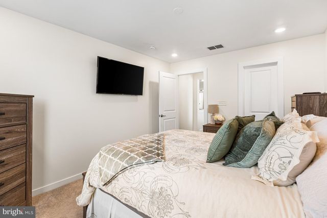 137 HAMMERSMITH WAY, Bear, DE 19701