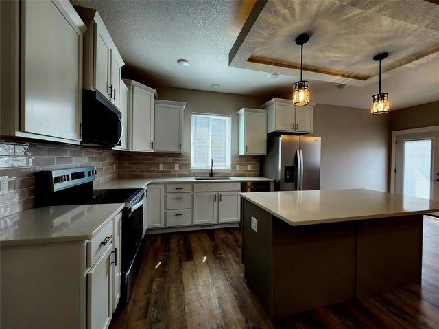 744 Sequoia Ln, Altoona, WI 54720