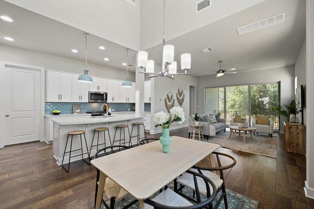 5820 Harper Park DR 43, Austin, TX 78735