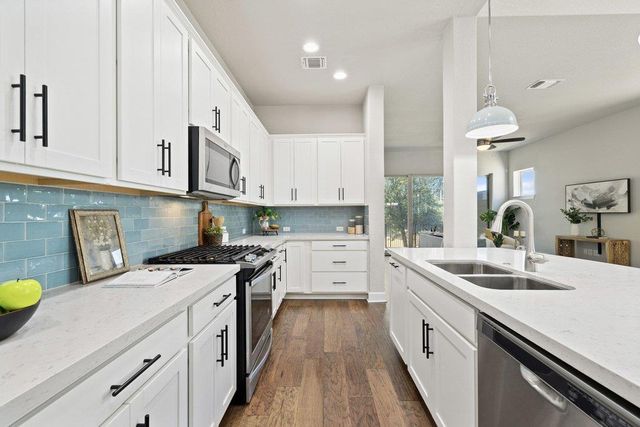 5820 Harper Park DR 43, Austin, TX 78735
