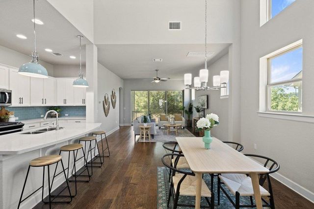 5820 Harper Park DR 43, Austin, TX 78735