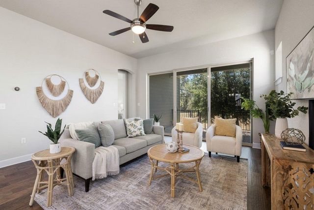 5820 Harper Park DR 43, Austin, TX 78735