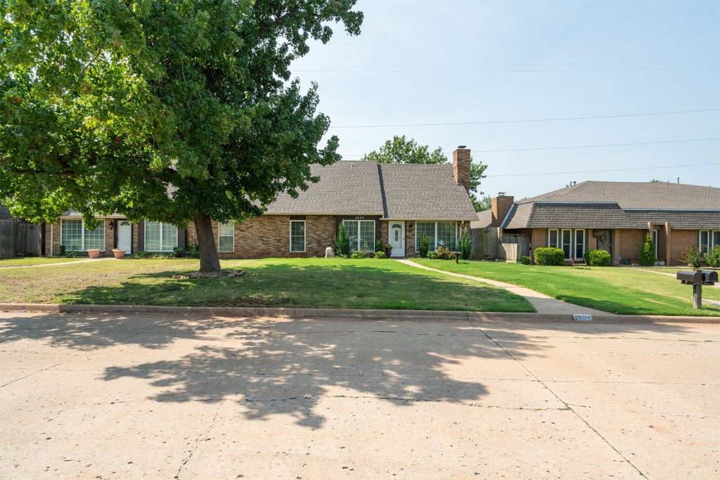 3024 Rosewood Lane, Oklahoma City, OK 73120