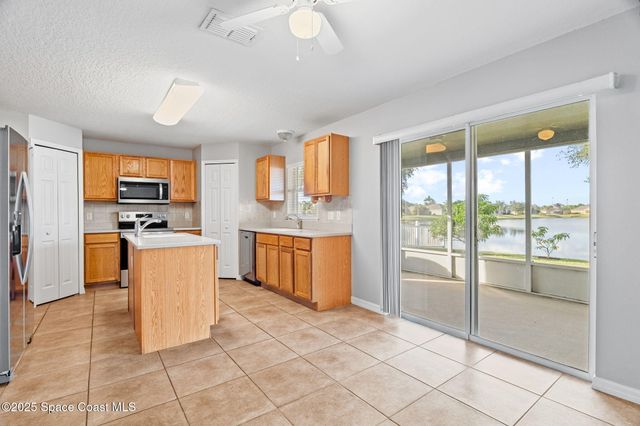 1955 Snapdragon Drive NW, Palm Bay, FL 32907
