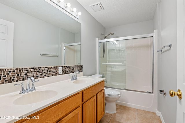 1955 Snapdragon Drive NW, Palm Bay, FL 32907