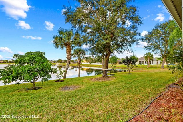 1955 Snapdragon Drive NW, Palm Bay, FL 32907