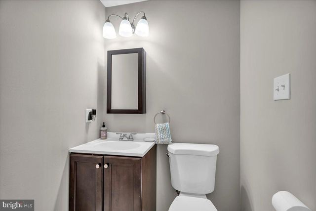 28 COOPER AVE, Cherry Hill, NJ 08002