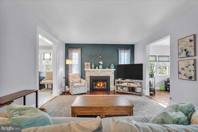 28 COOPER AVE, Cherry Hill, NJ 08002