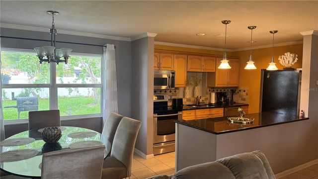 9652 COMMODORE DRIVE, Seminole, FL 33776