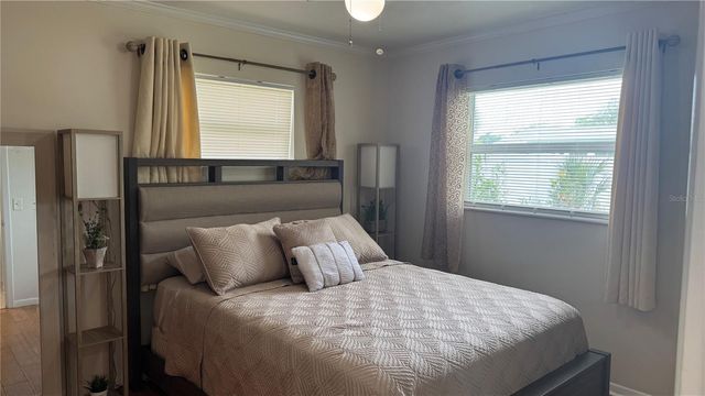 9652 COMMODORE DRIVE, Seminole, FL 33776
