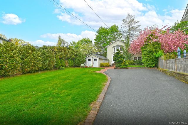 21 S Washington Street, Port Washington, NY 11050