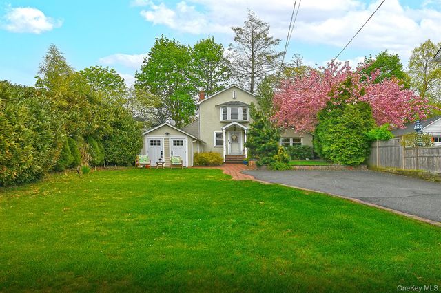 21 S Washington Street, Port Washington, NY 11050