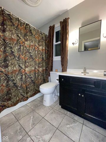2334 Malibu Court, Anderson, IN 46012