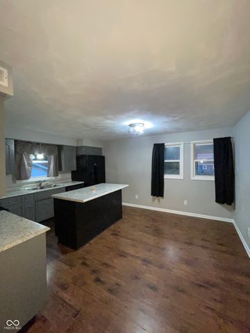 2334 Malibu Court, Anderson, IN 46012
