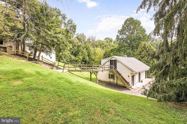 908 LINCOLN RD, Phoenixville, PA 19460