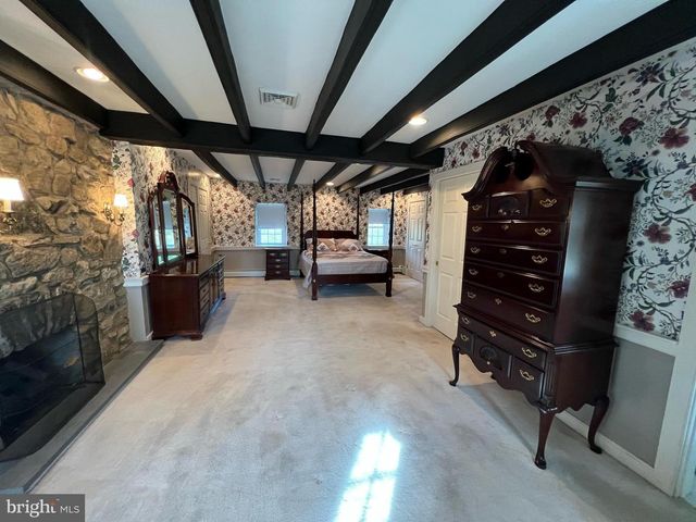 908 LINCOLN RD, Phoenixville, PA 19460