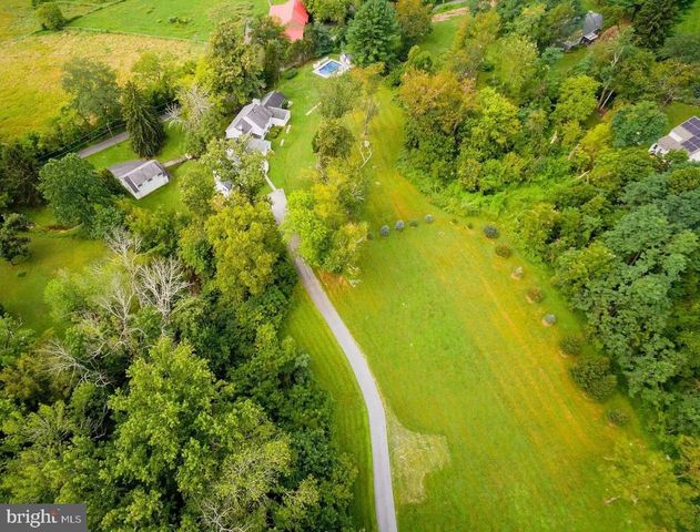 908 LINCOLN RD, Phoenixville, PA 19460