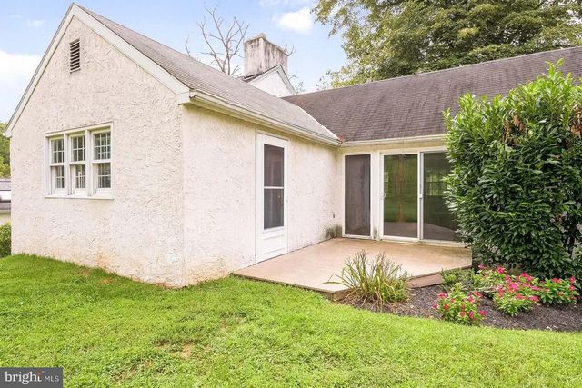 908 LINCOLN RD, Phoenixville, PA 19460