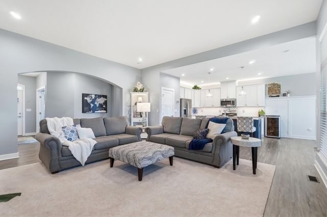 523 Prato Court, Delaware, OH 43015