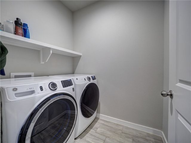 1938 Estes Flats Dr, Aransas Pass, TX 78336