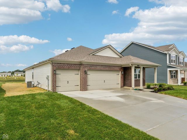 204 Aster Way, Greenfield, IN 46140