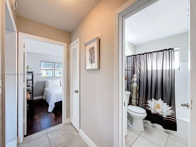 4506 NW 47th St, Tamarac, FL 33319